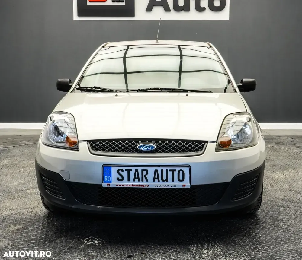 Ford Fiesta VI 1.4 TDCI Comfort — imagine 2