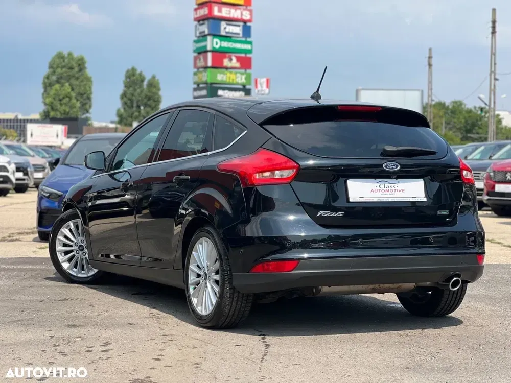 Ford Focus 1.5 EcoBoost Titanium Business — imagine 5