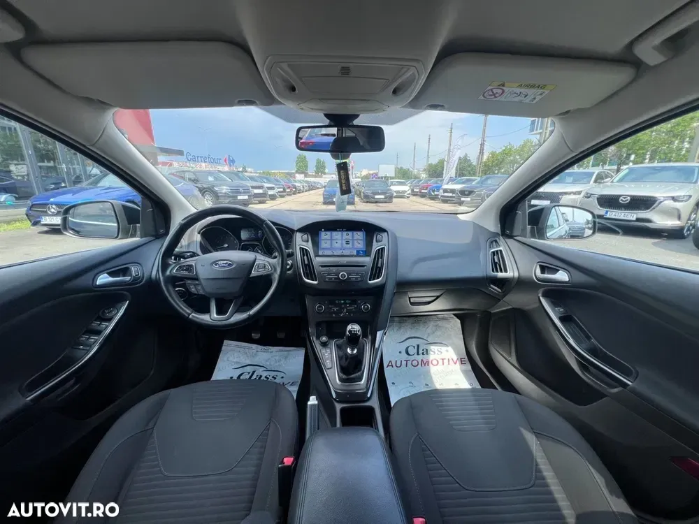 Ford Focus 1.5 EcoBoost Titanium Business — imagine 3