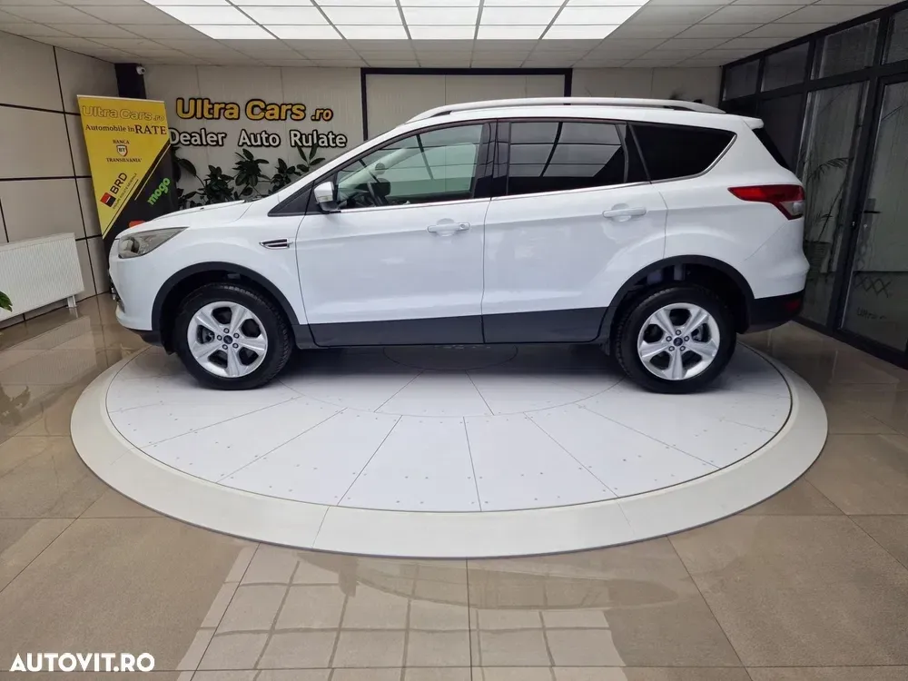 Ford Kuga — imagine 3