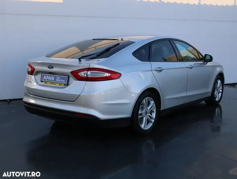 Ford Mondeo 2.0 TDCi Powershift Trend — imagine 4