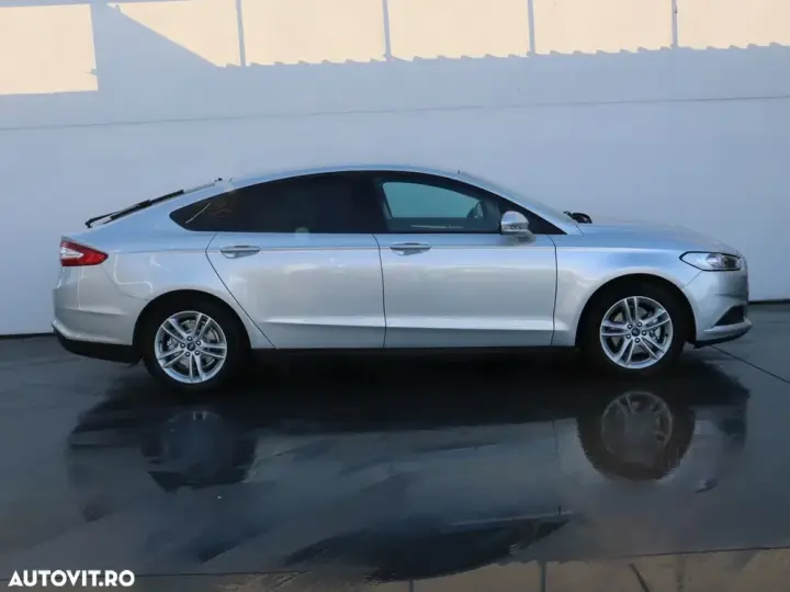 Ford Mondeo 2.0 TDCi Powershift Trend