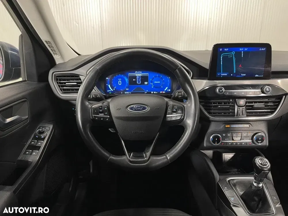 Ford Kuga III 1.5 EcoBoost FWD Titanium — imagine 6