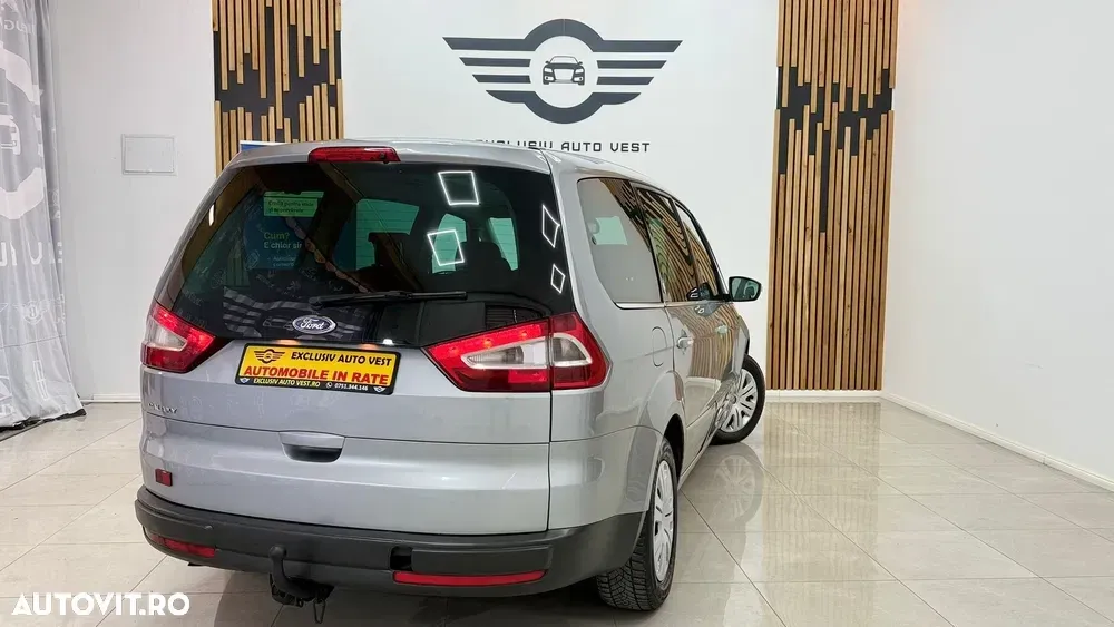 Ford Galaxy II 2.0 Ghia — imagine 3