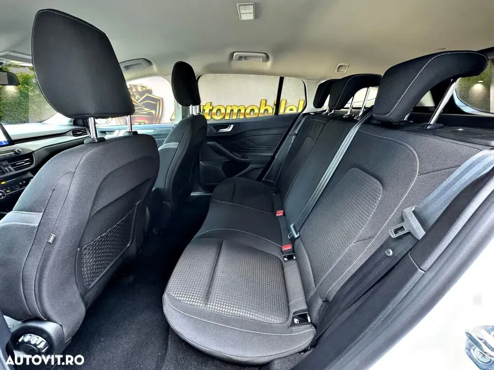 Ford Focus MK4 1.5 EcoBlue Titanium Business — imagine 6