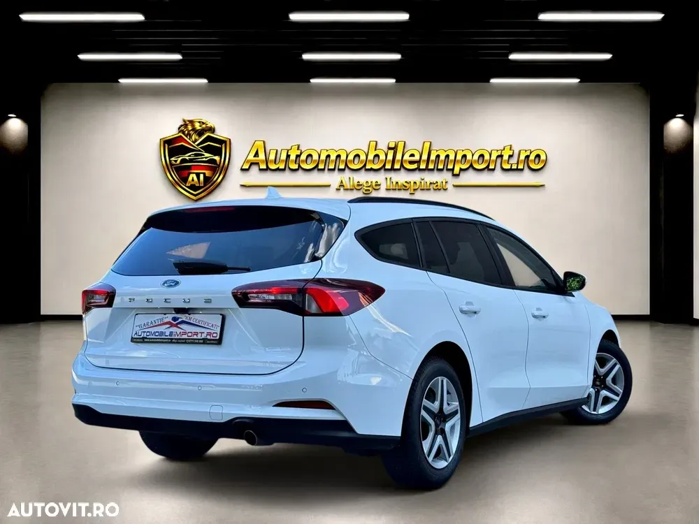 Ford Focus MK4 1.5 EcoBlue Titanium Business — imagine 2