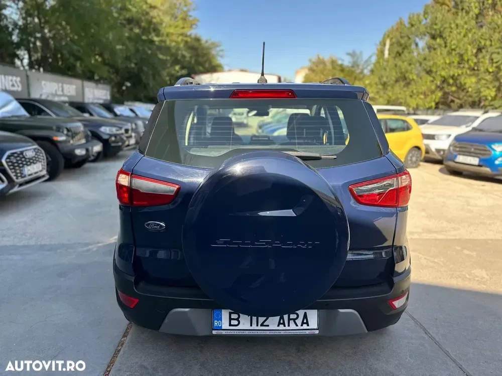 Ford EcoSport — imagine 6