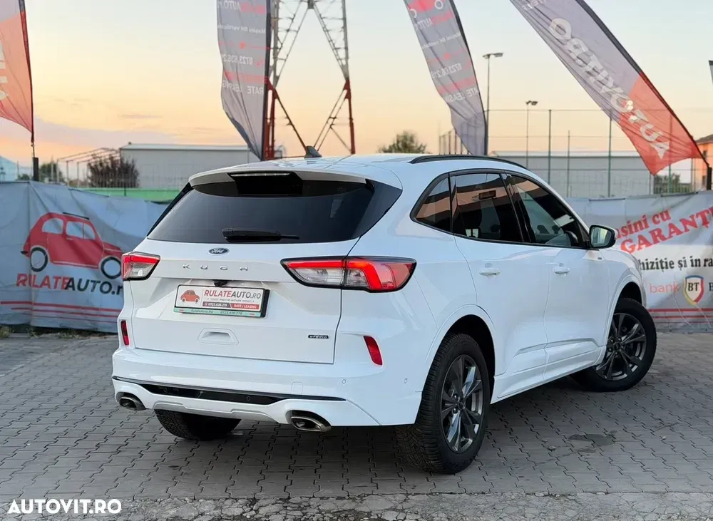 Ford Kuga 2.5 Duratec PHEV ST Line — imagine 4