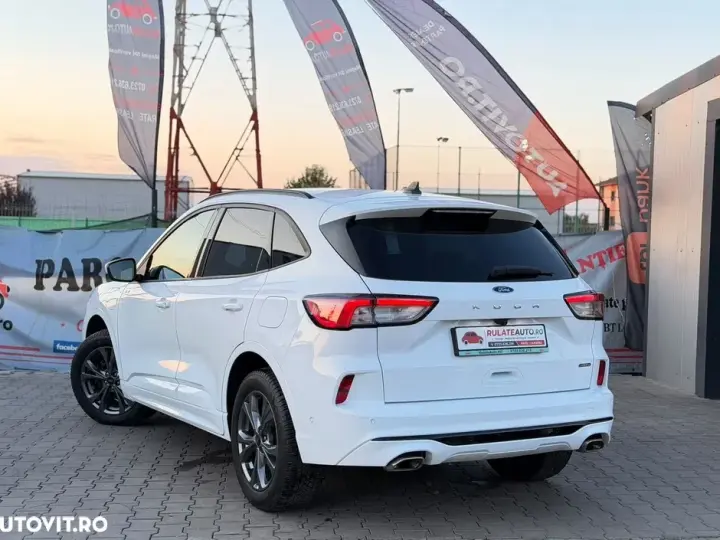 Ford Kuga 2.5 Duratec PHEV ST Line