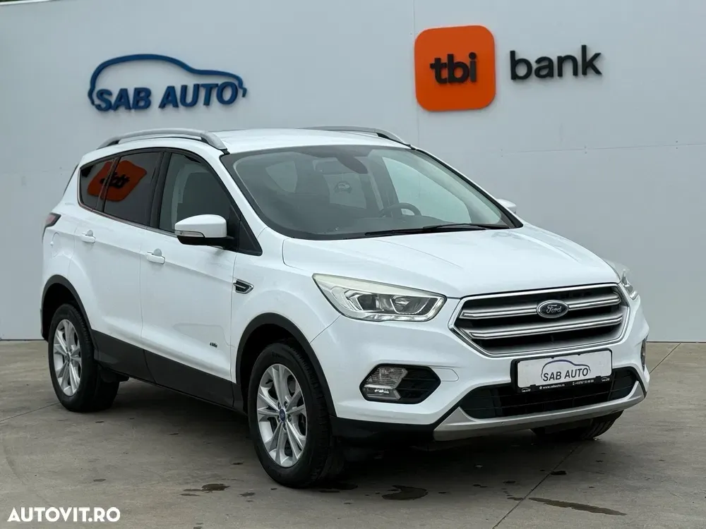 Ford Kuga II 2.0 TDCi Powershift 4WD Titanium — imagine 3