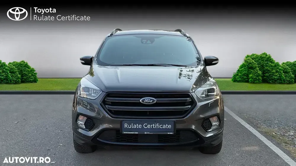 Ford Kuga 2.0 TDCi 4WD Powershift ST-Line — imagine 5