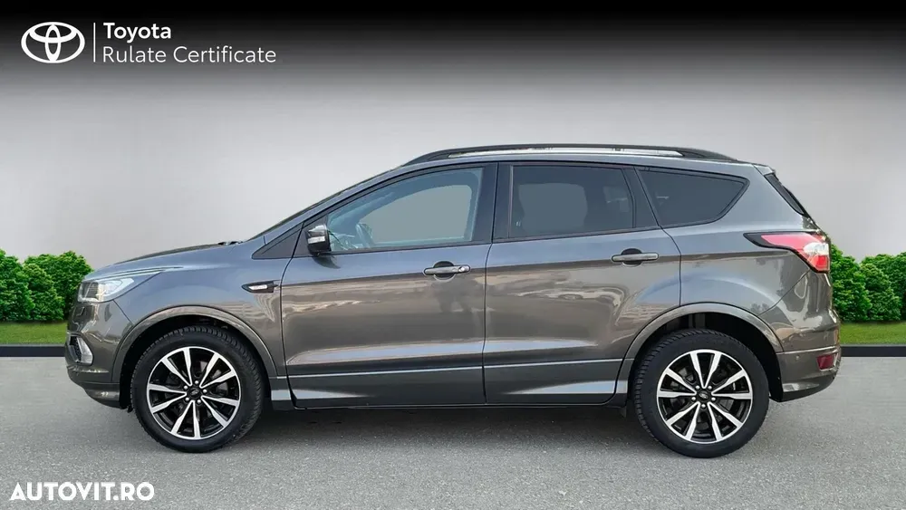 Ford Kuga 2.0 TDCi 4WD Powershift ST-Line — imagine 3