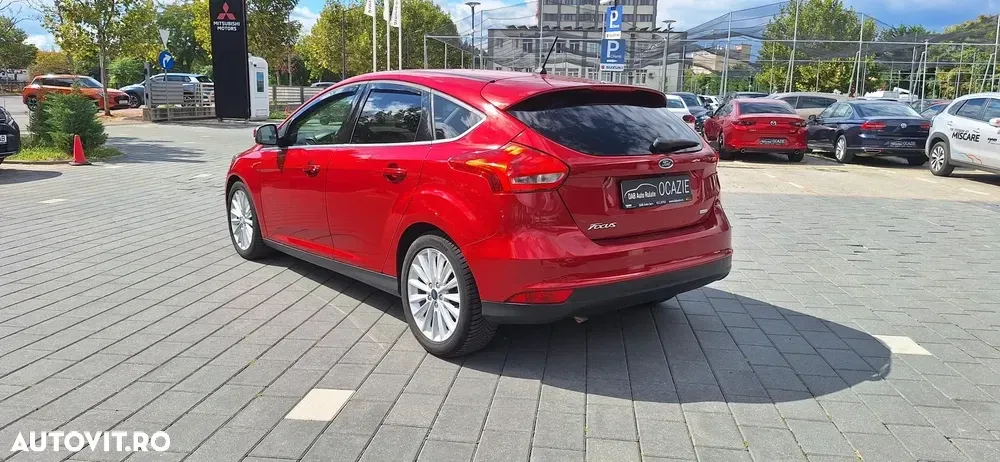 Ford Focus — imagine 6