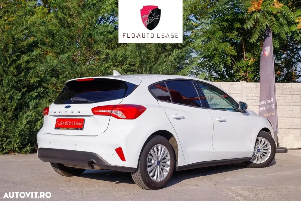 Ford Focus MK4 1.5 EcoBlue Connected — imagine 4