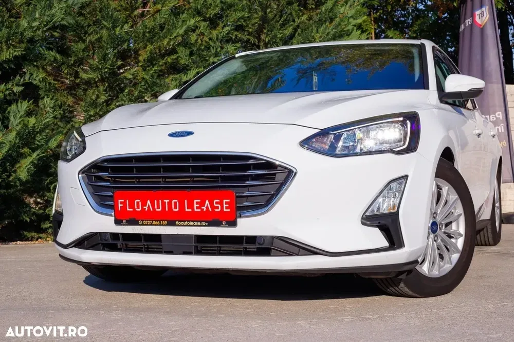 Ford Focus MK4 1.5 EcoBlue Connected — imagine 5