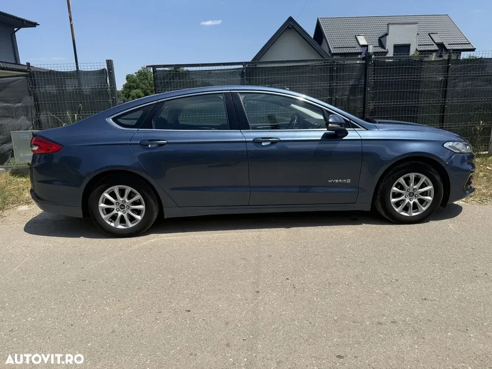 Ford Mondeo 2.0 HEV Titanium — imagine 4