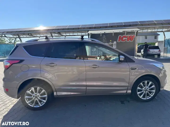 Ford Kuga II 2.0 TDCi 4WD Powershift Vignale