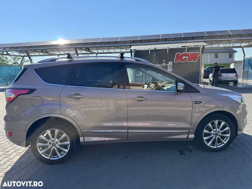 Ford Kuga II 2.0 TDCi 4WD Powershift Vignale — imagine 6