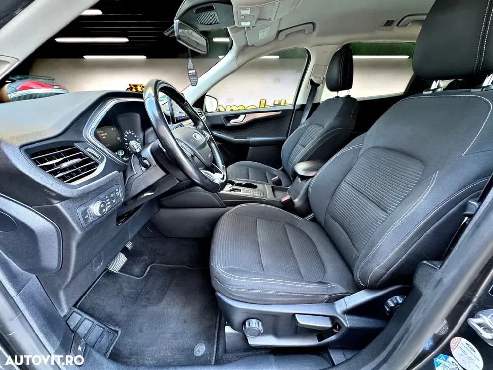 Ford Kuga III 2.0 EcoBlue 4x4 Aut. TITANIUM — imagine 5
