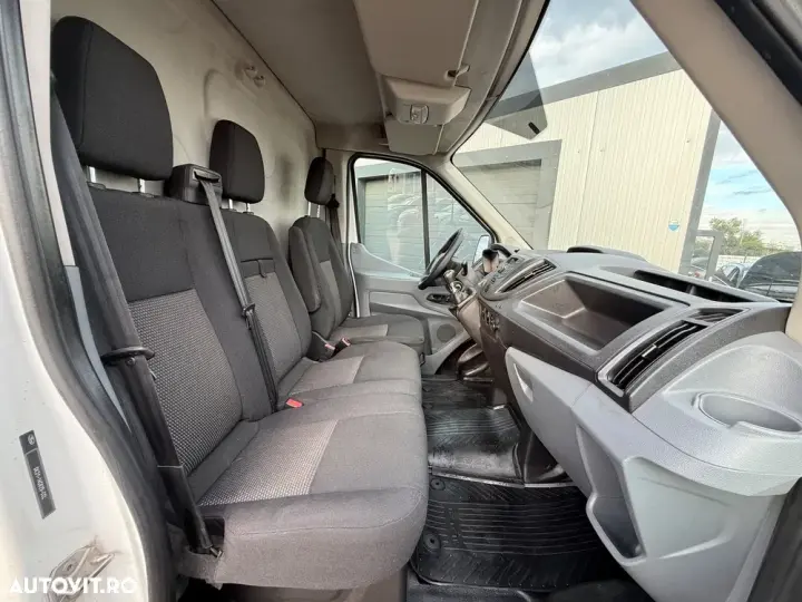 Ford Transit L4 Furgon DCIV RWD Trend