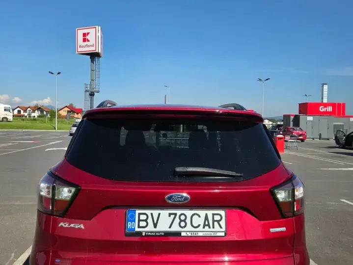 Ford Kuga II 1.5 EcoBoost 2x4 ST-Line