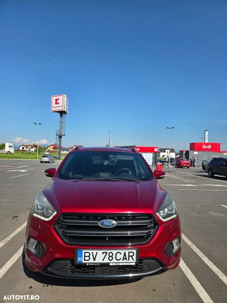 Ford Kuga II 1.5 EcoBoost 2x4 ST-Line — imagine 3