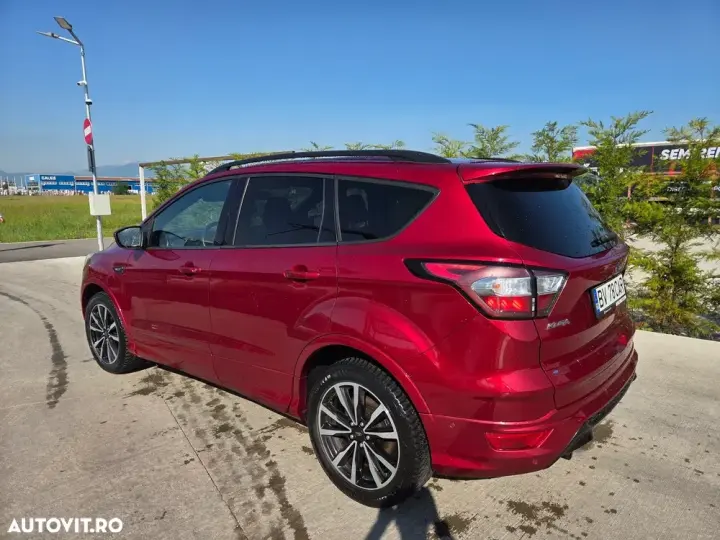 Ford Kuga II 1.5 EcoBoost 2x4 ST-Line