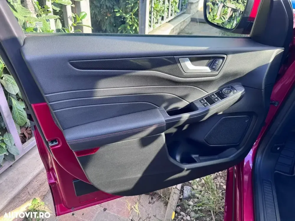 Ford Kuga III 2.5 Duratec PHEV ST Line X — imagine 6