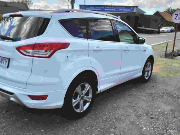 Ford Kuga II 2.0 TDCi Powershift 4WD Titanium