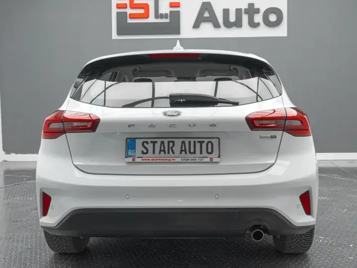 Ford Focus MK4 1.0 EcoBoost MHEV Titanium