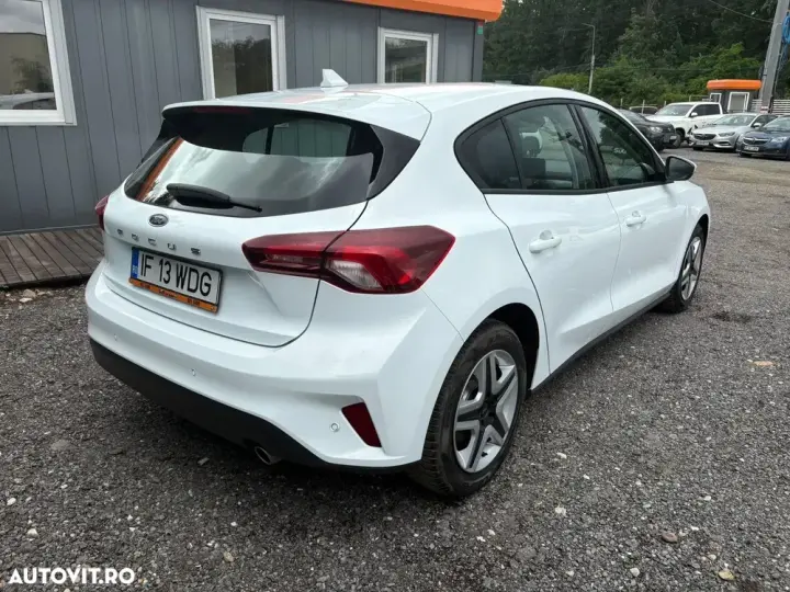 Ford Focus MK4 1.0 EcoBoost Trend