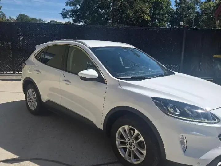 Ford Kuga 2.0 EcoBlue A8 AWD Titanium