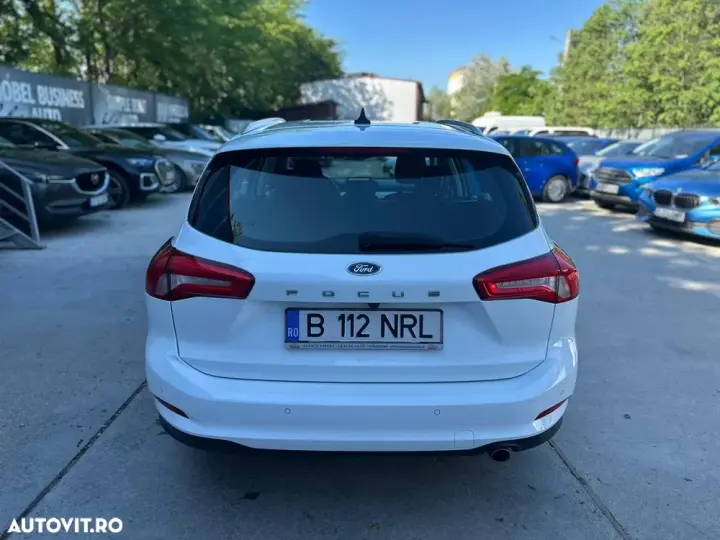 Ford Focus MK4 1.0 EcoBoost Connected
