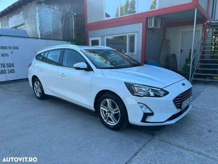 Ford Focus MK4 1.0 EcoBoost Connected