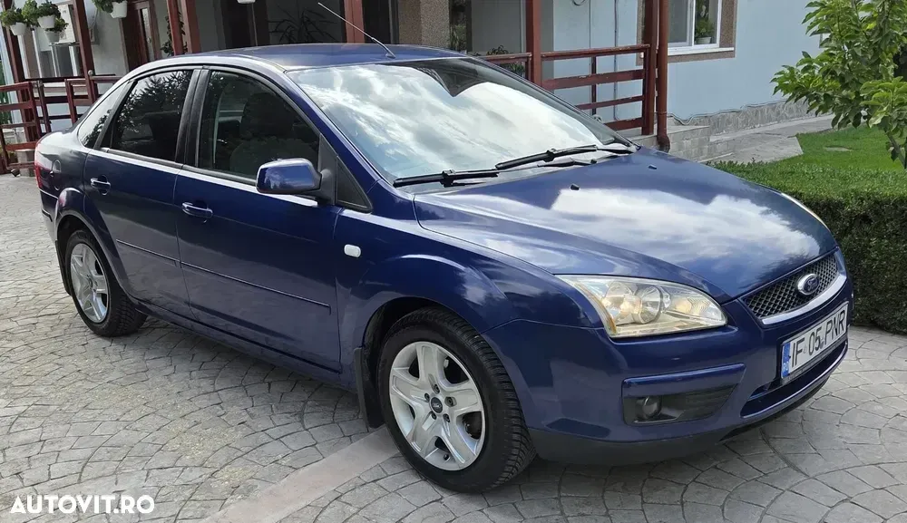 Ford Focus MK2 — imagine 3