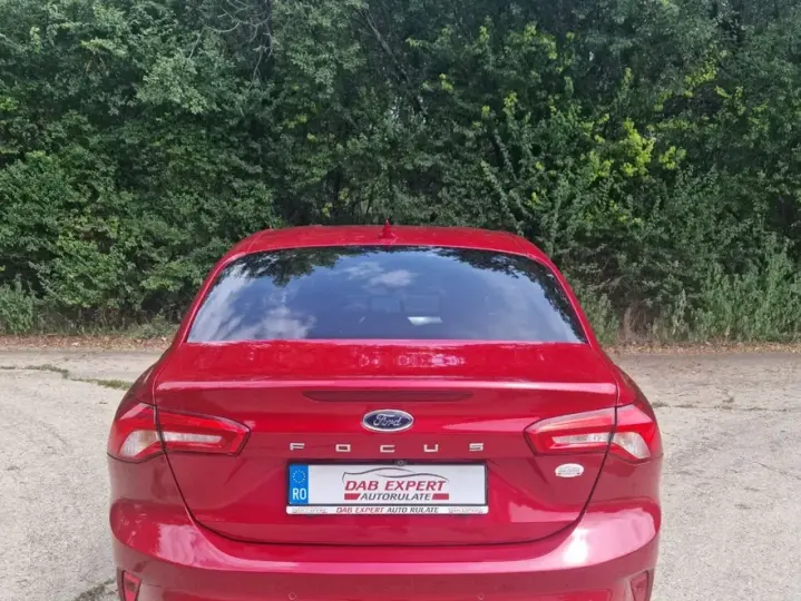 Ford Focus MK4 1.0 EcoBoost Titanium Business