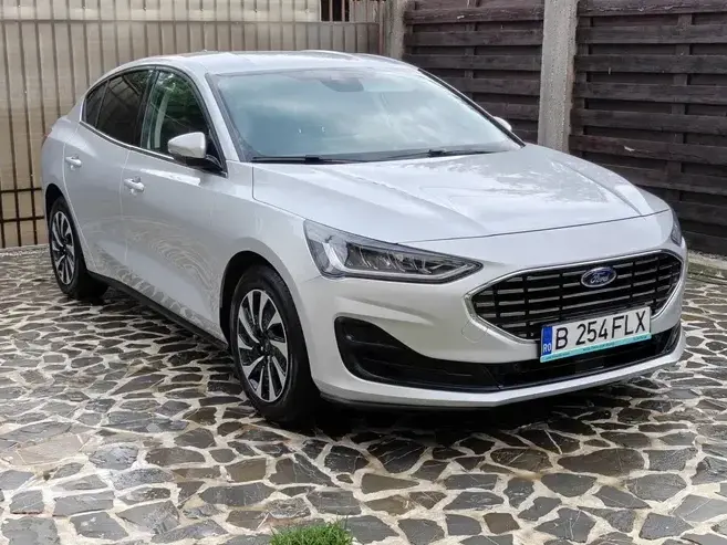 Ford Focus MK4 1.0 EcoBoost Titanium X