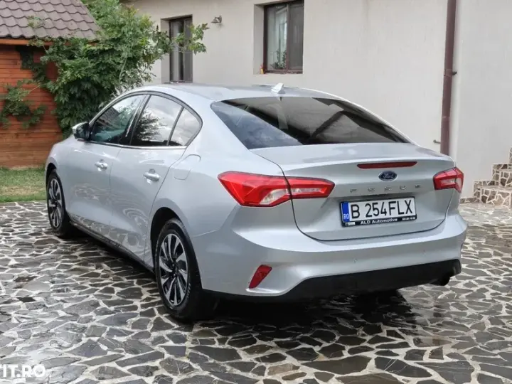 Ford Focus MK4 1.0 EcoBoost Titanium X