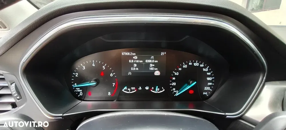 Ford Focus MK4 1.0 EcoBoost Titanium X — imagine 6