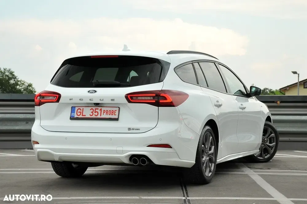 Ford Focus 1.5 EcoBlue ST-Line — imagine 3