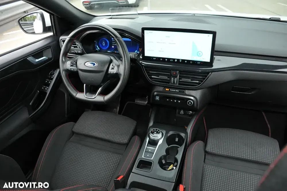 Ford Focus 1.5 EcoBlue ST-Line — imagine 5