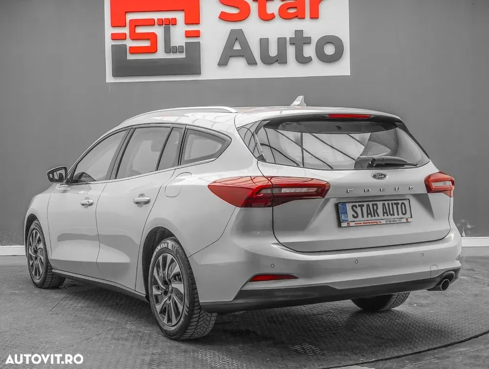 Ford Focus MK4 1.5 EcoBlue Titanium X — imagine 4