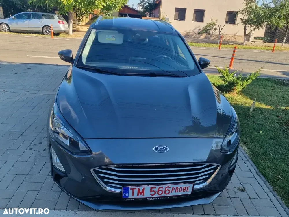 Ford Focus MK4 1.5 EcoBlue Connected — imagine 2
