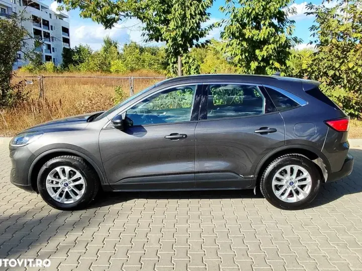 Ford Kuga III 1.5 EcoBlue Aut. TITANIUM