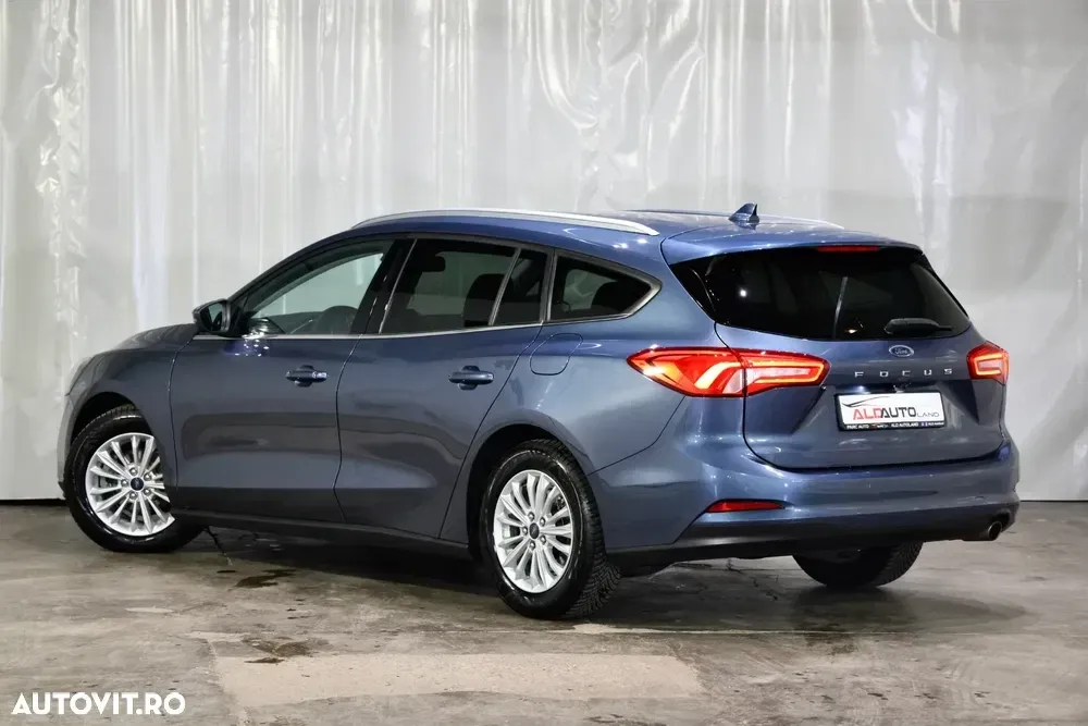 Ford Focus 1.5 EcoBlue Start-Stopp-System Aut. TITANIUM — imagine 4