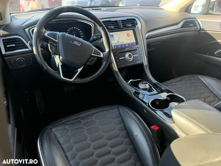 Ford Mondeo IV 2.0 TDCi Start-Stopp PowerShift-Aut. Vignale