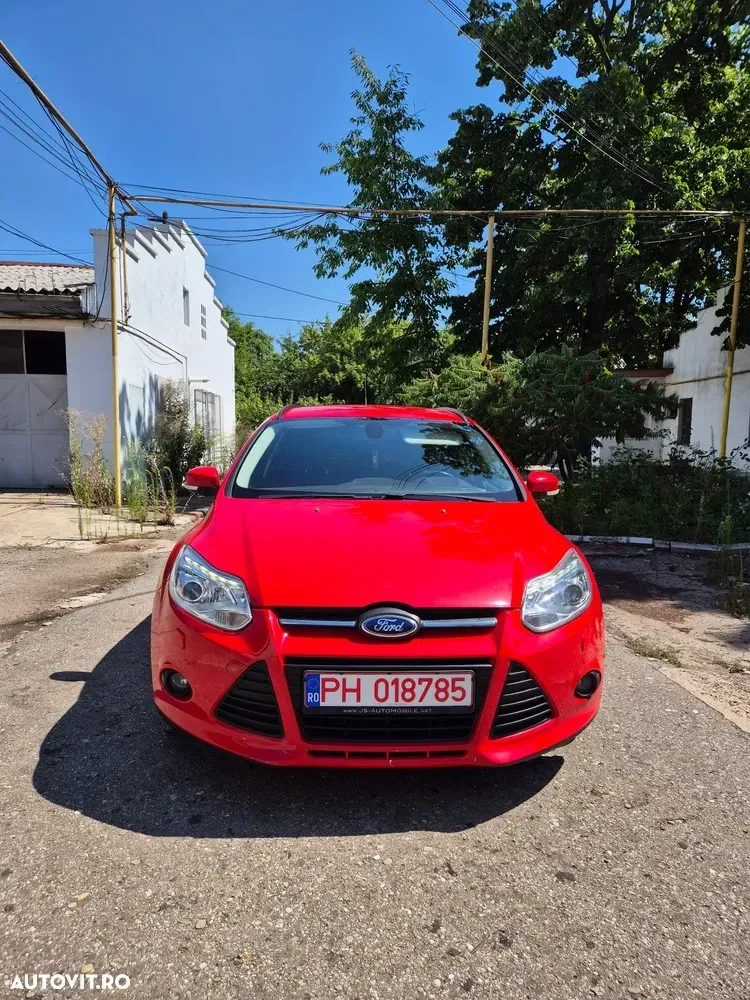Ford Focus MK3 1.6 TDCi DPF SYNC Edition — imagine 3