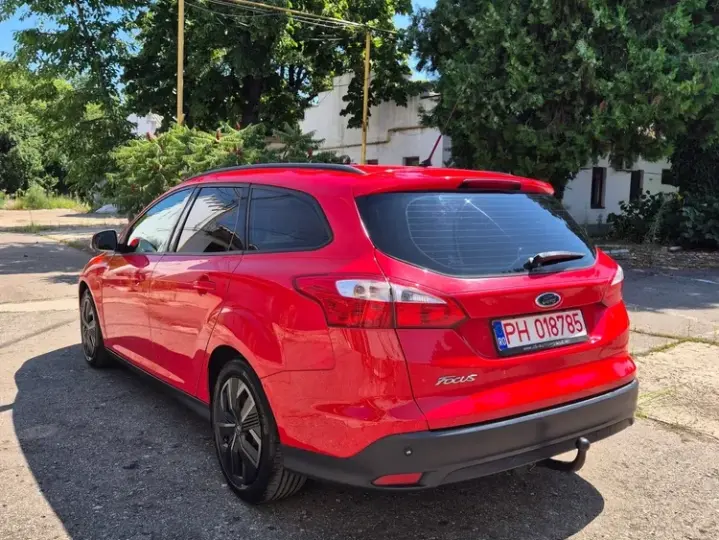 Ford Focus MK3 1.6 TDCi DPF SYNC Edition