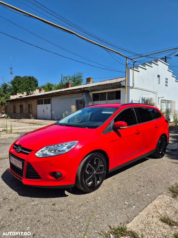 Ford Focus MK3 1.6 TDCi DPF SYNC Edition — imagine 2