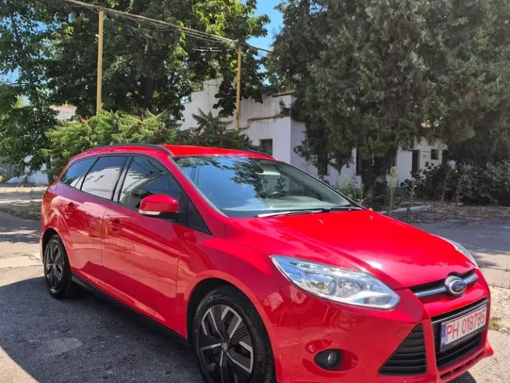 Ford Focus MK3 1.6 TDCi DPF SYNC Edition
